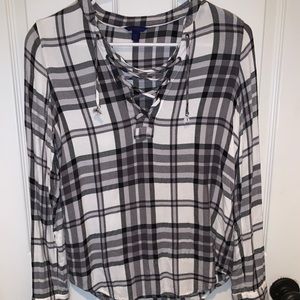 Aeropostale vneck flannel